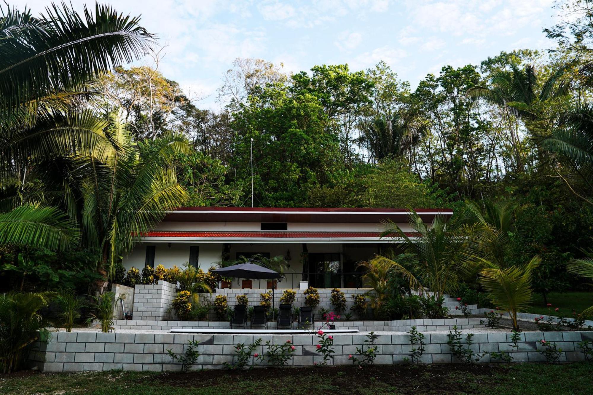 House In The Palm Forest Puerto Carrillo Luaran gambar