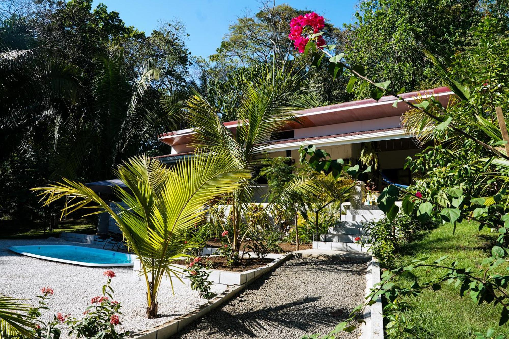 House In The Palm Forest Puerto Carrillo Luaran gambar